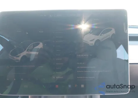 2022 Tesla Model Y Long Range Dual Motor All-Wheel Drive z USA, uszkodzony, nr VIN 7SAYGDEE2NF362272